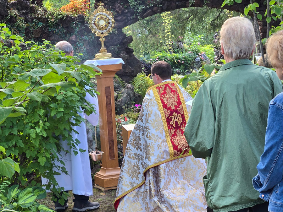 Saint Philip Mary Procession in Rudolph WI
